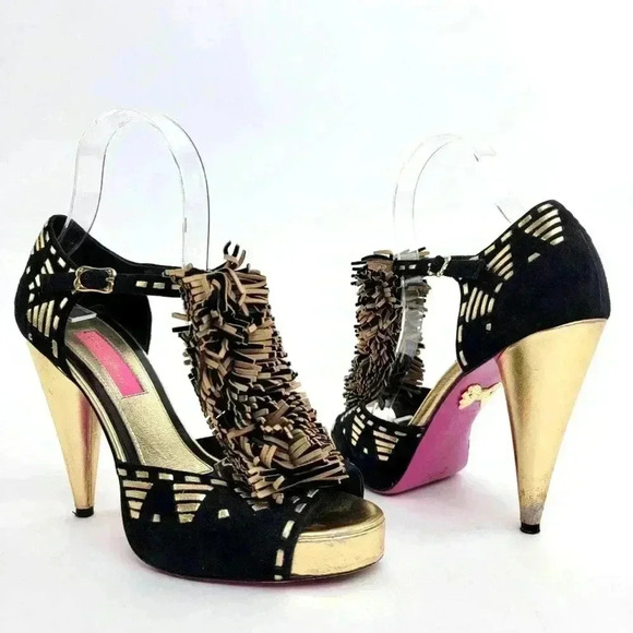 Betsey Johnson Shoes - Betsey Johnson Slingback PomPom Tassel Sandal Heels - 7